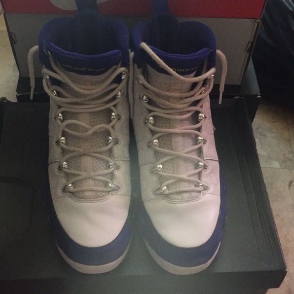 Air Jordan’s 9 retro